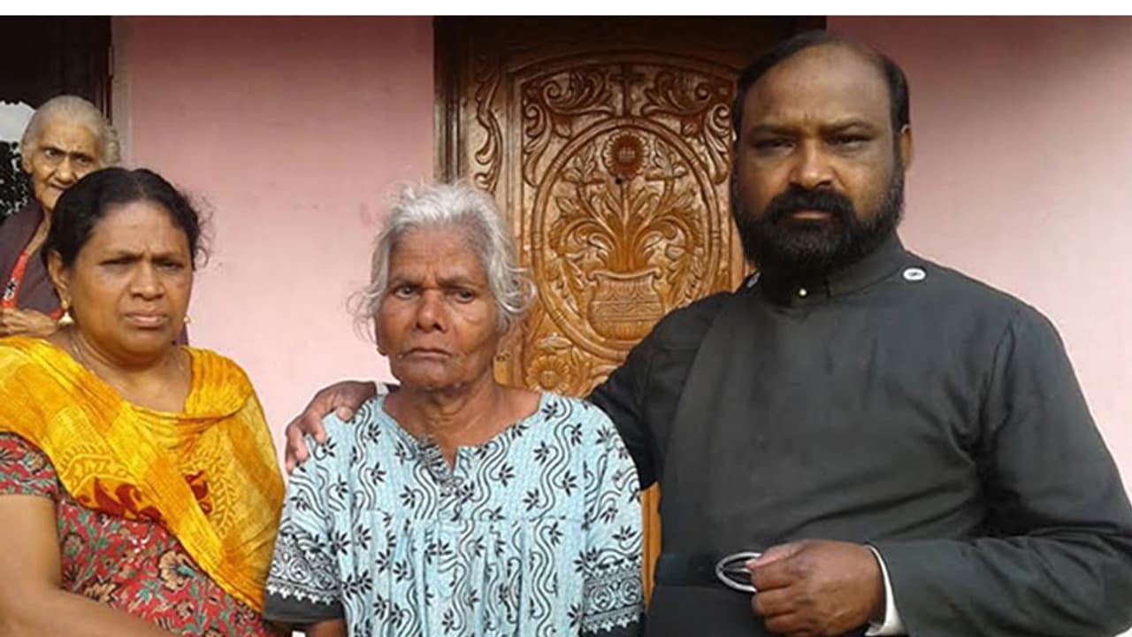 സ്വത്ത് തട്ടിയെടുത്ത് ബന്ധുക്കള് 85 കാരിയെ ഉപേക്ഷിച്ചു സ്വത്ത് തട്ടിയെടുത്ത് ബന്ധുക്കള് 85 കാരിയെ ഉപേക്ഷിച്ചു