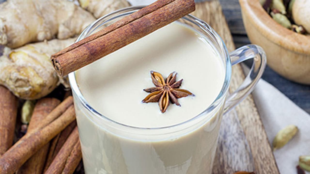 ചൂടുപാലാണോ തണുത്ത പാലാണോ ആരോഗ്യദായകം? ചൂടുപാലാണോ തണുത്ത പാലാണോ ആരോഗ്യദായകം?