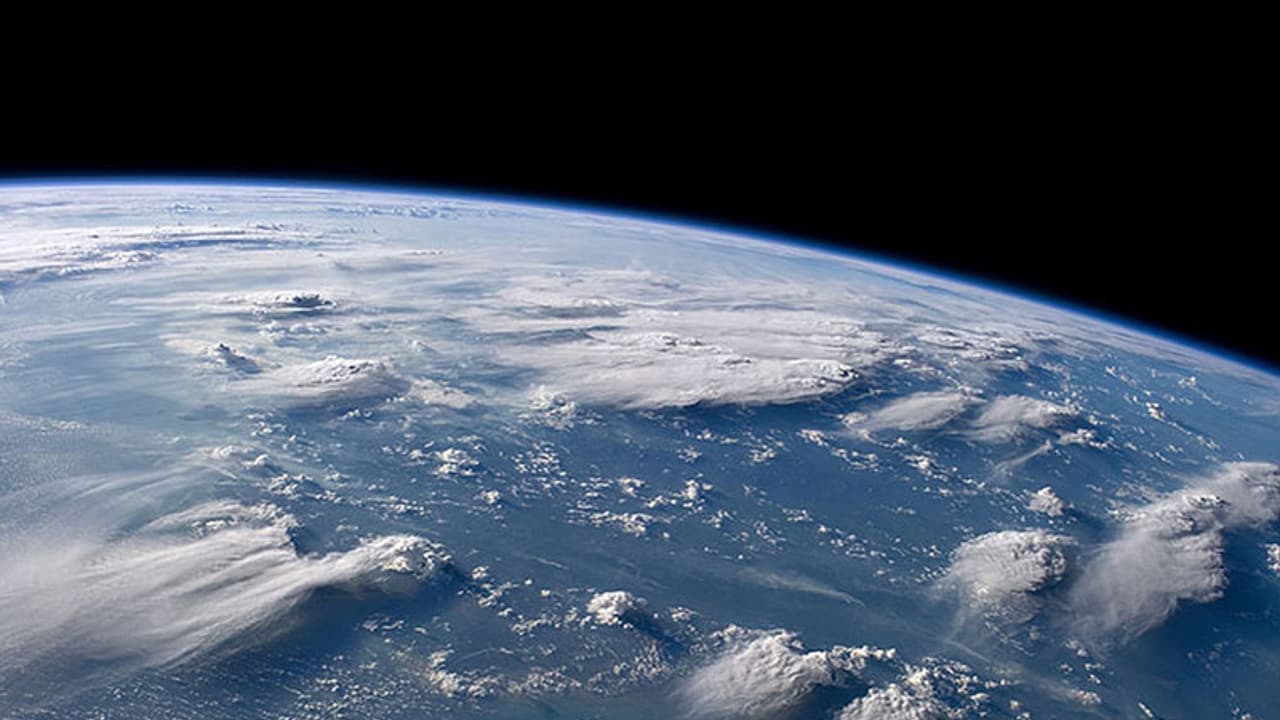 ചൈനീസ് ബഹിരാകാശനിലയം ഉടന് ഭൂമിയില് വീഴും; ആശങ്കയോടെ ലോകം ചൈനീസ് ബഹിരാകാശനിലയം ഉടന് ഭൂമിയില് വീഴും; ആശങ്കയോടെ ലോകം