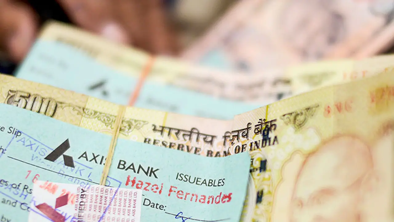 Demonetization: Forget hoarders, India's bankers are the real traitors
