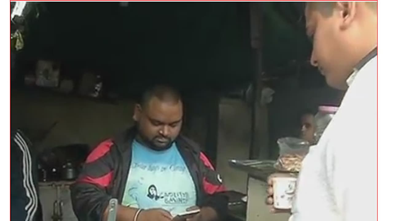 (ವಿಡಿಯೋ) ನೋಟು ರದ್ದು ಎಫೆಕ್ಟ್: ಆನ್'ಲೈನ್'ನಲ್ಲಿ ಟೀ ವ್ಯಾಪಾರ ಪ್ರಾರಂಭ (ವಿಡಿಯೋ) ನೋಟು ರದ್ದು ಎಫೆಕ್ಟ್: ಆನ್'ಲೈನ್'ನಲ್ಲಿ ಟೀ ವ್ಯಾಪಾರ ಪ್ರಾರಂಭ