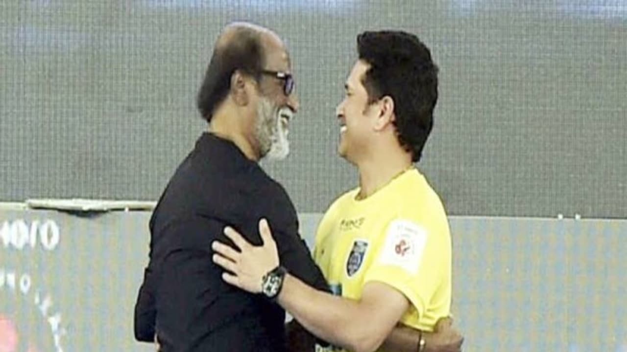 சூப்பர் ஸ்டார் ரஜினிக்கு சூப்பர் பேட்ஸ்மென் சச்சின் பிறந்த நாள் வாழ்த்து