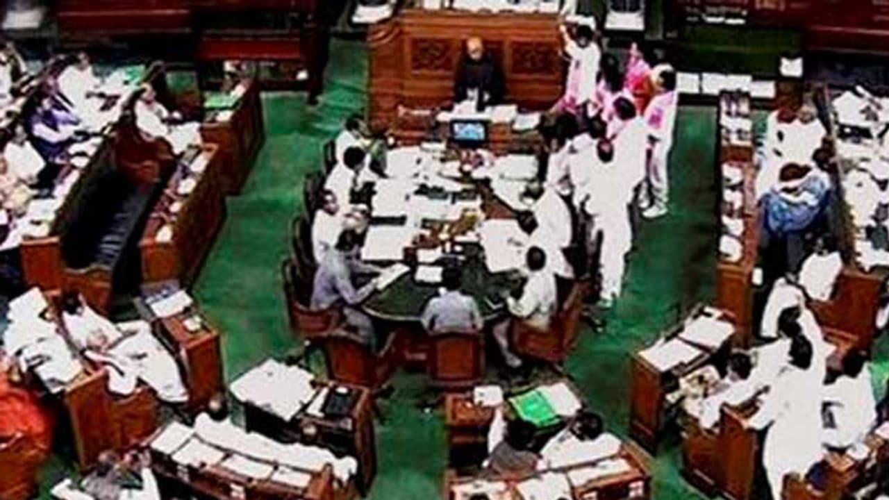 ದೇಶದಲ್ಲಿ 68 ಐಸಿಸ್ ಬೆಂಬಲಿಗರನ್ನು ಬಂಧಿಸಲಾಗಿದೆ: ಸರ್ಕಾರ ದೇಶದಲ್ಲಿ 68 ಐಸಿಸ್ ಬೆಂಬಲಿಗರನ್ನು ಬಂಧಿಸಲಾಗಿದೆ: ಸರ್ಕಾರ