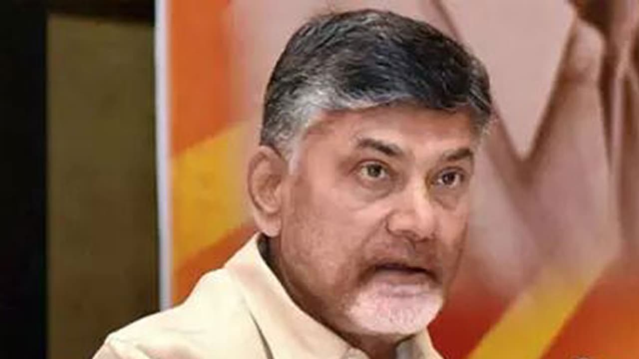 Naidu gearing up to launch ‘Intintiki TDP’ program before Jagan’s ‘Padayatra’ Naidu gearing up to launch ‘Intintiki TDP’ program before Jagan’s ‘Padayatra’