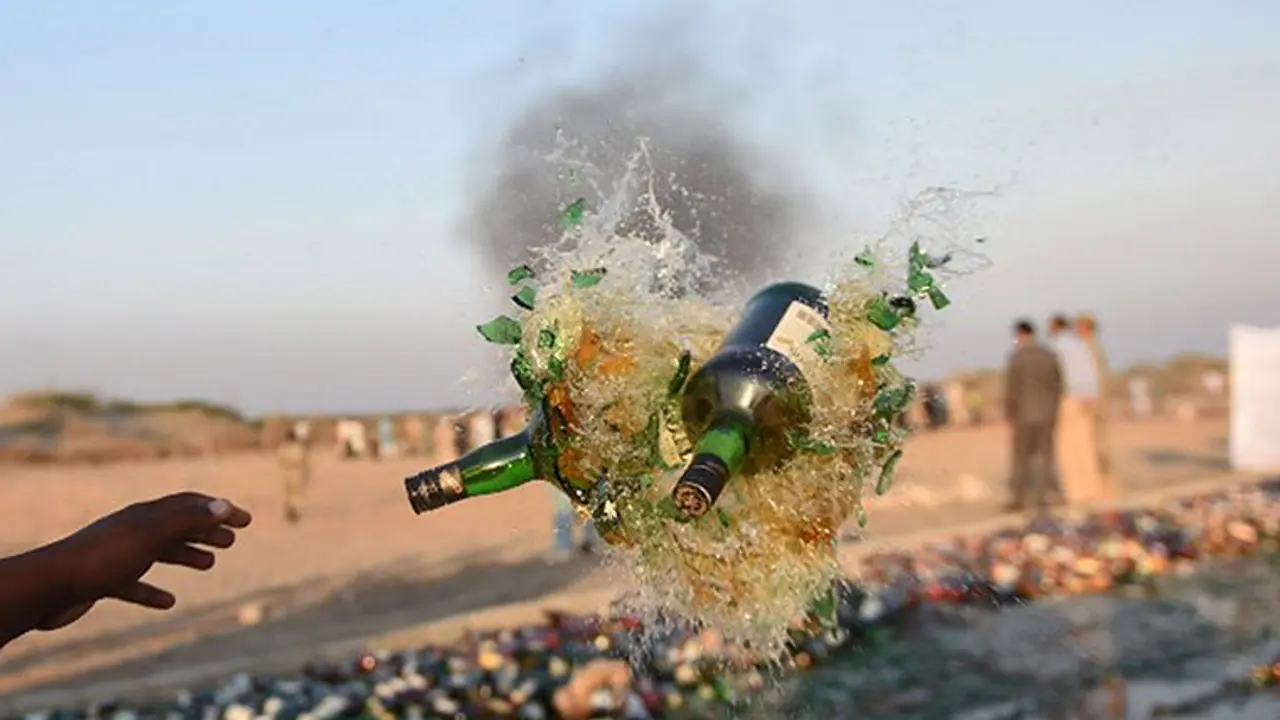 Over half of liquor outlets in Kerala face closure after Apex Court order Over half of liquor outlets in Kerala face closure after Apex Court order