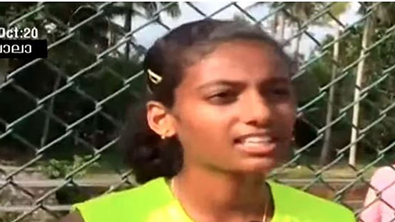 സ്വര്ണത്തിളക്കത്തില് തിരിച്ചുവരവ്; ചാന്ദ്നിക്കിത് അഭിമാനനേട്ടം സ്വര്ണത്തിളക്കത്തില് തിരിച്ചുവരവ്; ചാന്ദ്നിക്കിത് അഭിമാനനേട്ടം