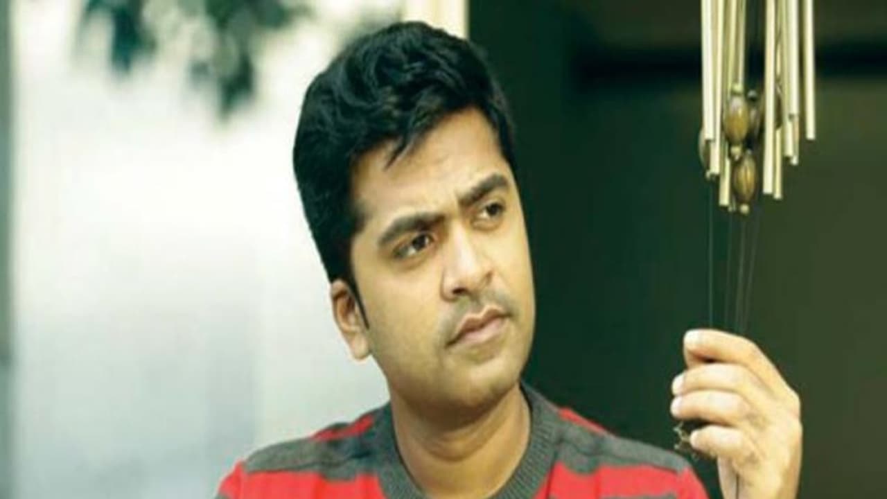 யாருக்கும் பதில் சொல்ல வேண்டிய அவசியம் இல்லை..! நஷ்டப்படுத்திவிட்டு காசு கேட்கும் சிம்பு..! யாருக்கும் பதில் சொல்ல வேண்டிய அவசியம் இல்லை..! நஷ்டப்படுத்திவிட்டு காசு கேட்கும் சிம்பு..!