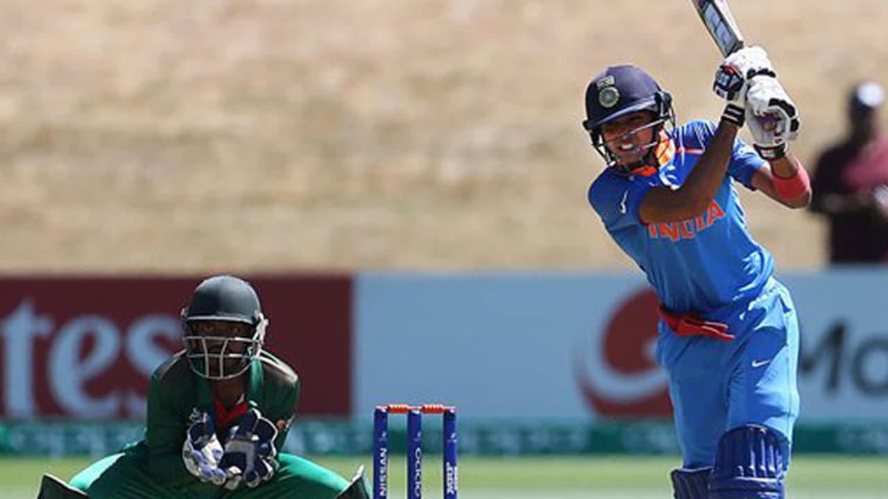 ಅಂಡರ್ 19 ವಿಶ್ವಕಪ್: ಸೆಮೀಸ್'ಗೆ ಲಗ್ಗೆಯಿಟ್ಟ ಪೃಥ್ವಿ ಶಾ ಬಳಗ ಅಂಡರ್ 19 ವಿಶ್ವಕಪ್: ಸೆಮೀಸ್'ಗೆ ಲಗ್ಗೆಯಿಟ್ಟ ಪೃಥ್ವಿ ಶಾ ಬಳಗ