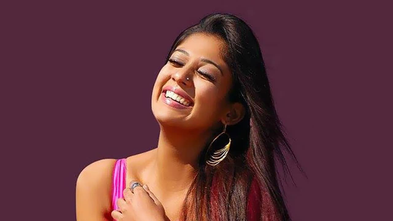 നയന്താര ഇപ്പോള് തമിഴിലെ 'നായകനാ'ണ്! നയന്താര ഇപ്പോള് തമിഴിലെ 'നായകനാ'ണ്!