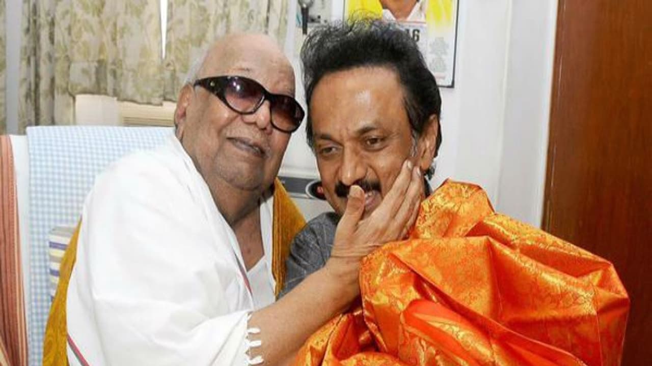 ஜூன் 1 தலைவருக்கு பிறந்தநாள் விழா...! தொண்டர்களுக்கு கடிதம் எழுதிய ஸ்டாலின்! ஜூன் 1 தலைவருக்கு பிறந்தநாள் விழா...! தொண்டர்களுக்கு கடிதம் எழுதிய ஸ்டாலின்!