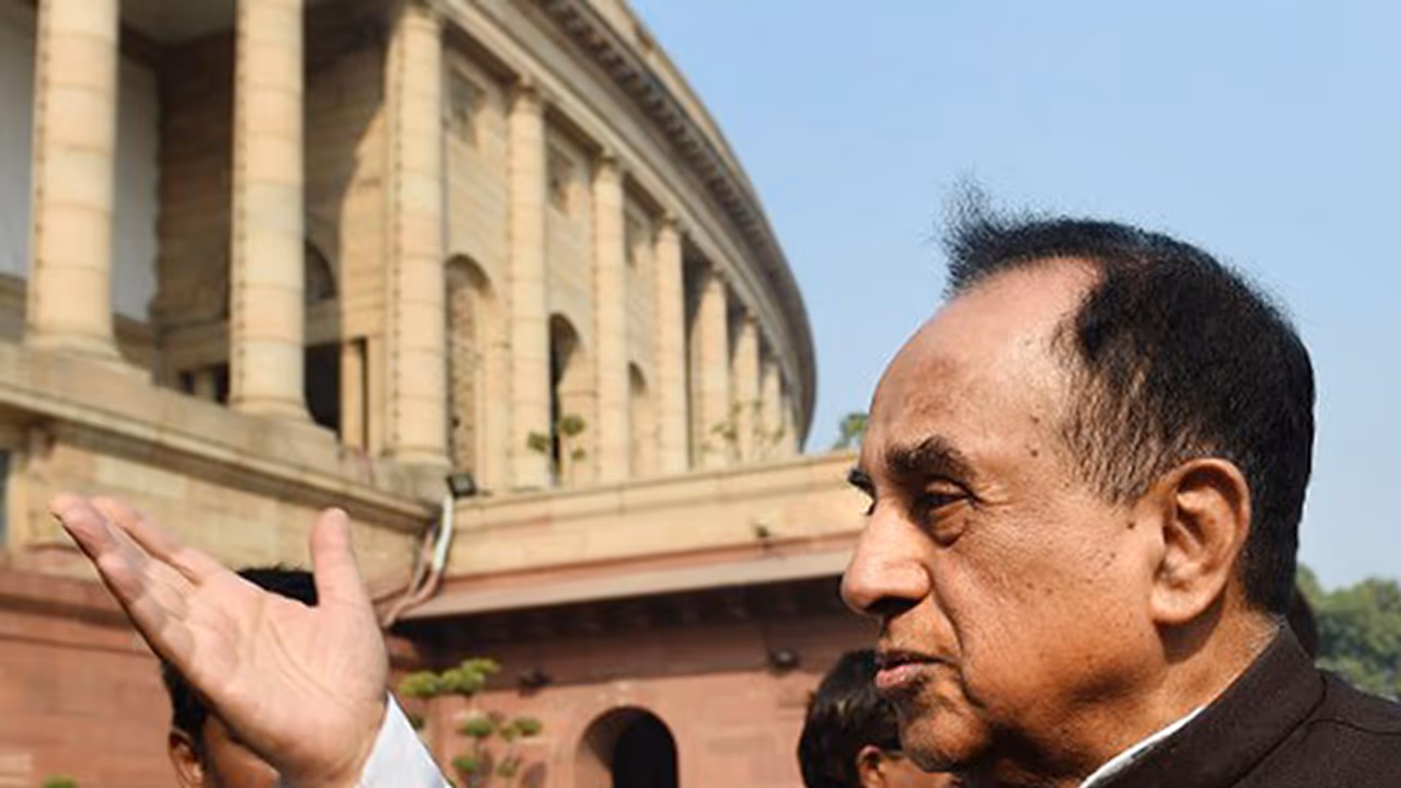 ಮೋದಿಗೆ ನಾ ಬೇಡ, ಹೀಗಾಗಿ ಚೀನಾ ಹೊರಟೆ: ಪ್ರಧಾನಿಗೆ ಸ್ವಾಮಿ ತರಾಟೆ!