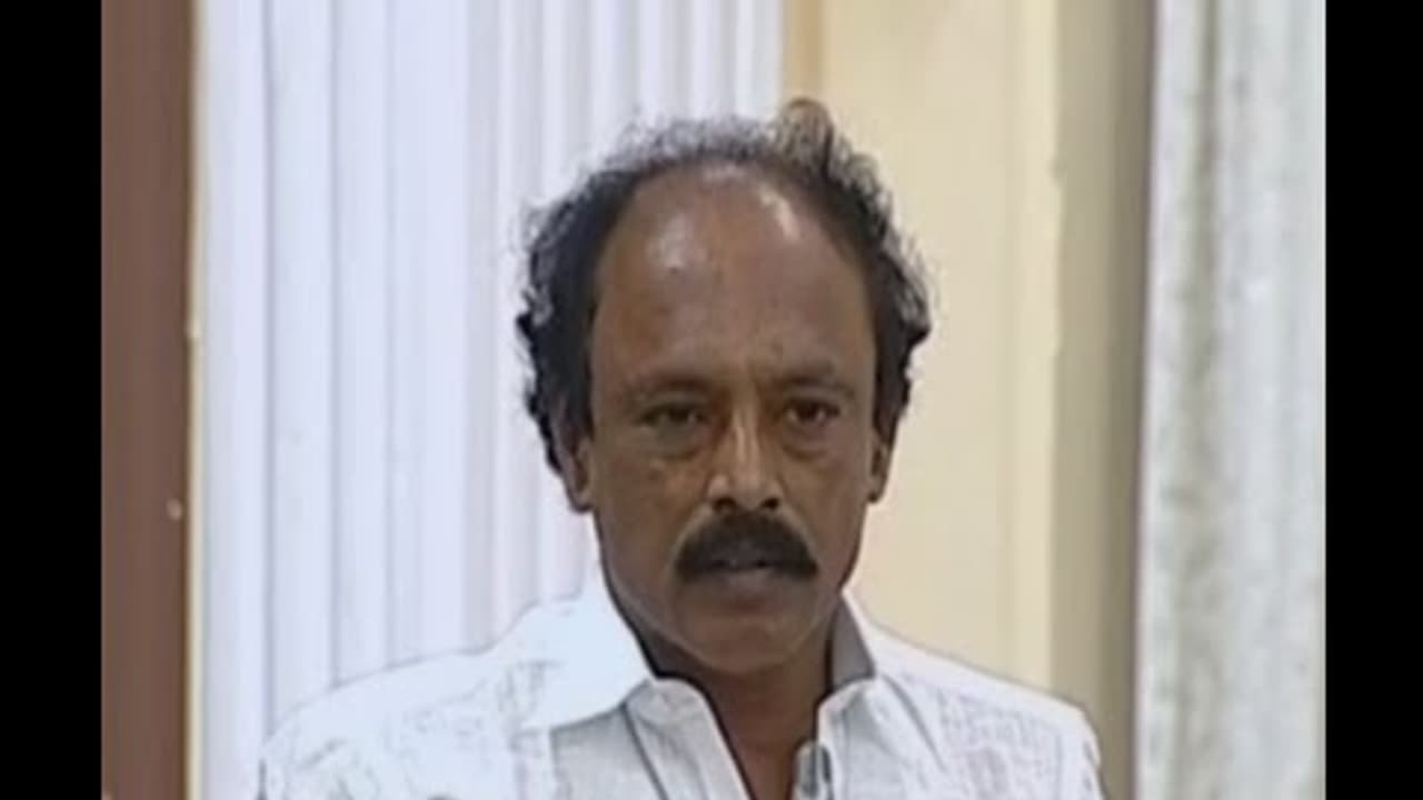 వైసీపీ ఎమ్యెల్యేకి తీవ్ర అస్వస్థత.. హైదరాబాద్ కి తరలింపు వైసీపీ ఎమ్యెల్యేకి తీవ్ర అస్వస్థత.. హైదరాబాద్ కి తరలింపు