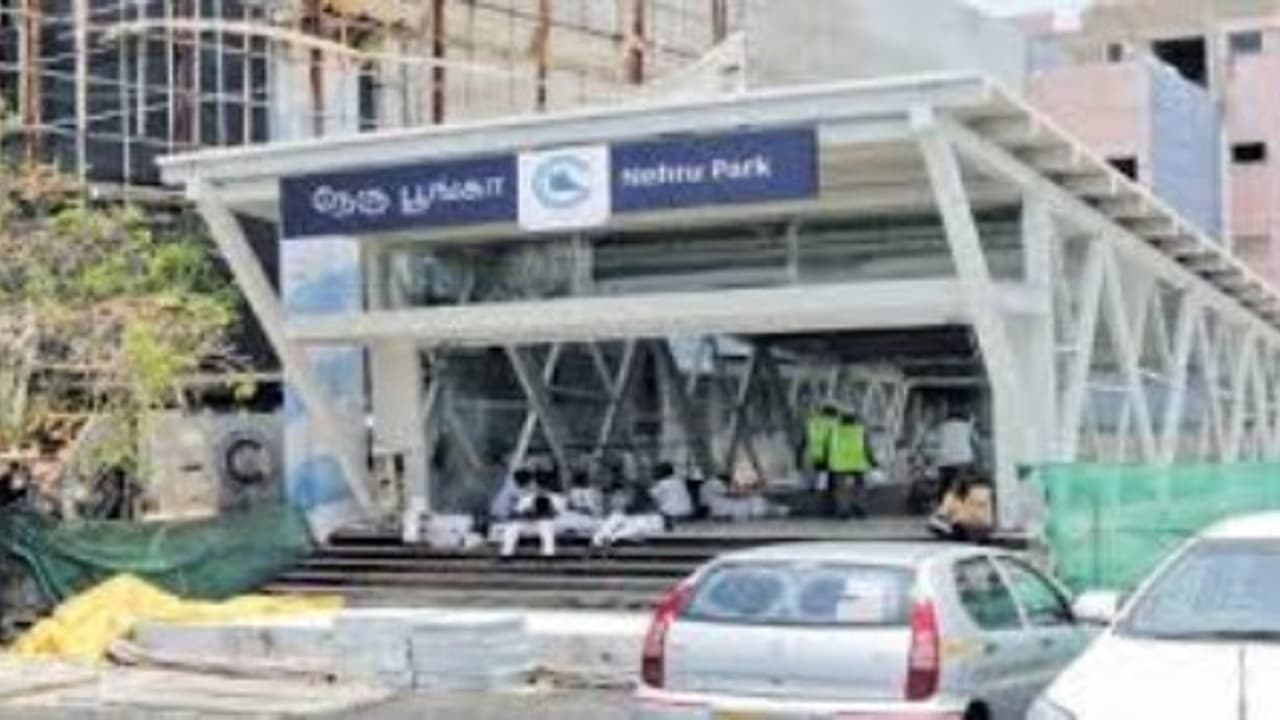 இன்று தொடங்குகிறது கோயம்பேடு நேரு பூங்கா மெட்ரோ ரயில் பயணிகள் சேவை… தமிழகத்தின் முதல் சுரங்க ரயில்… இன்று தொடங்குகிறது கோயம்பேடு நேரு பூங்கா மெட்ரோ ரயில் பயணிகள் சேவை… தமிழகத்தின் முதல் சுரங்க ரயில்…