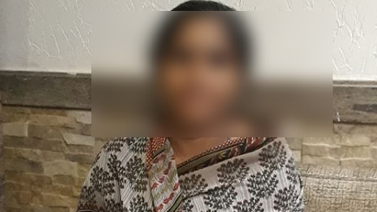 ಮಾಜಿ ಮೇಯರ್ ಶಾಂತಕುಮಾರಿ ಪತಿ ವಿರುದ್ಧ ಗಂಭೀರ ಆರೋಪ ಮಾಜಿ ಮೇಯರ್ ಶಾಂತಕುಮಾರಿ ಪತಿ ವಿರುದ್ಧ ಗಂಭೀರ ಆರೋಪ