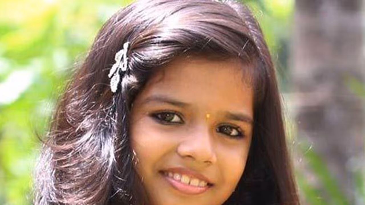 മലയാളി മനസ്സിനെ കീഴടക്കി ശ്രേയക്കുട്ടി വീണ്ടും...ഗാനം കാണാം