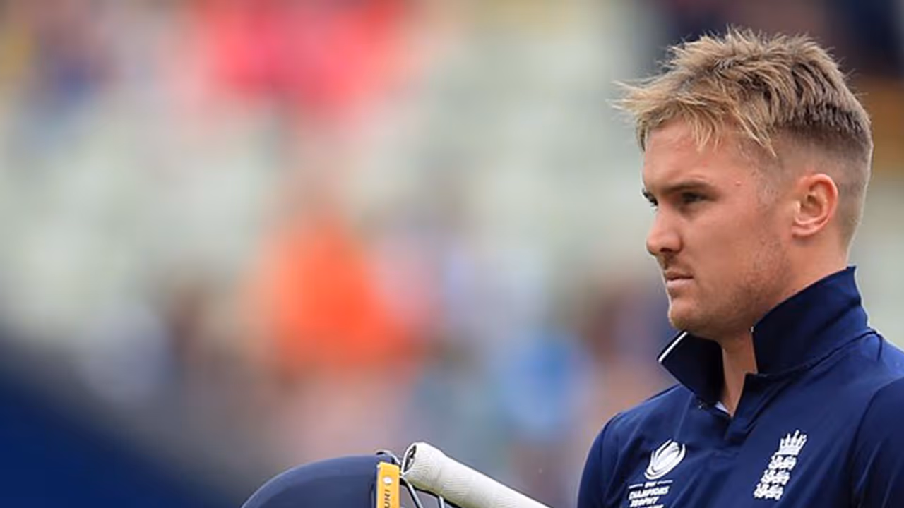 ഇംഗ്ലണ്ട് ഓപ്പണർ ജാസൺ റോയ്യെ ഒഴിവാക്കി ഇംഗ്ലണ്ട് ഓപ്പണർ ജാസൺ റോയ്യെ ഒഴിവാക്കി