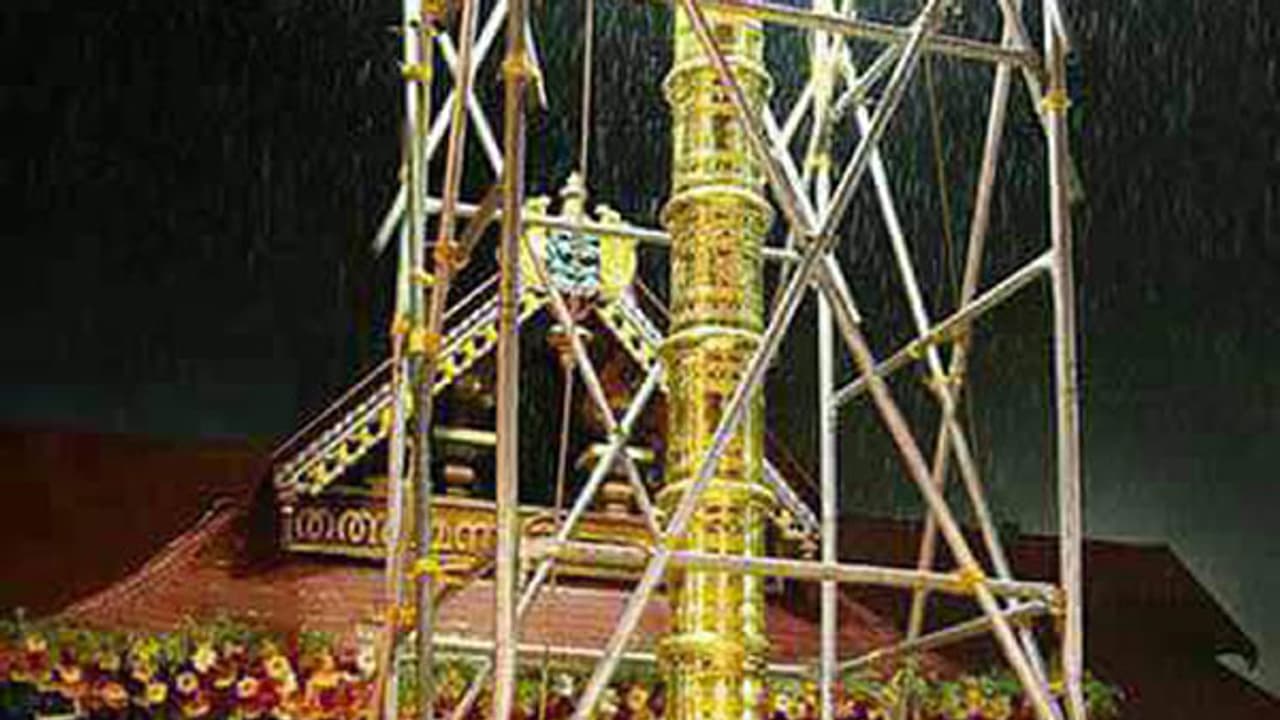 മെർക്കുറി വീണപ്പോൾ ശബരിമലയിലെ കൊടിമരം എങ്ങിനെയാണ് കേടായത്?