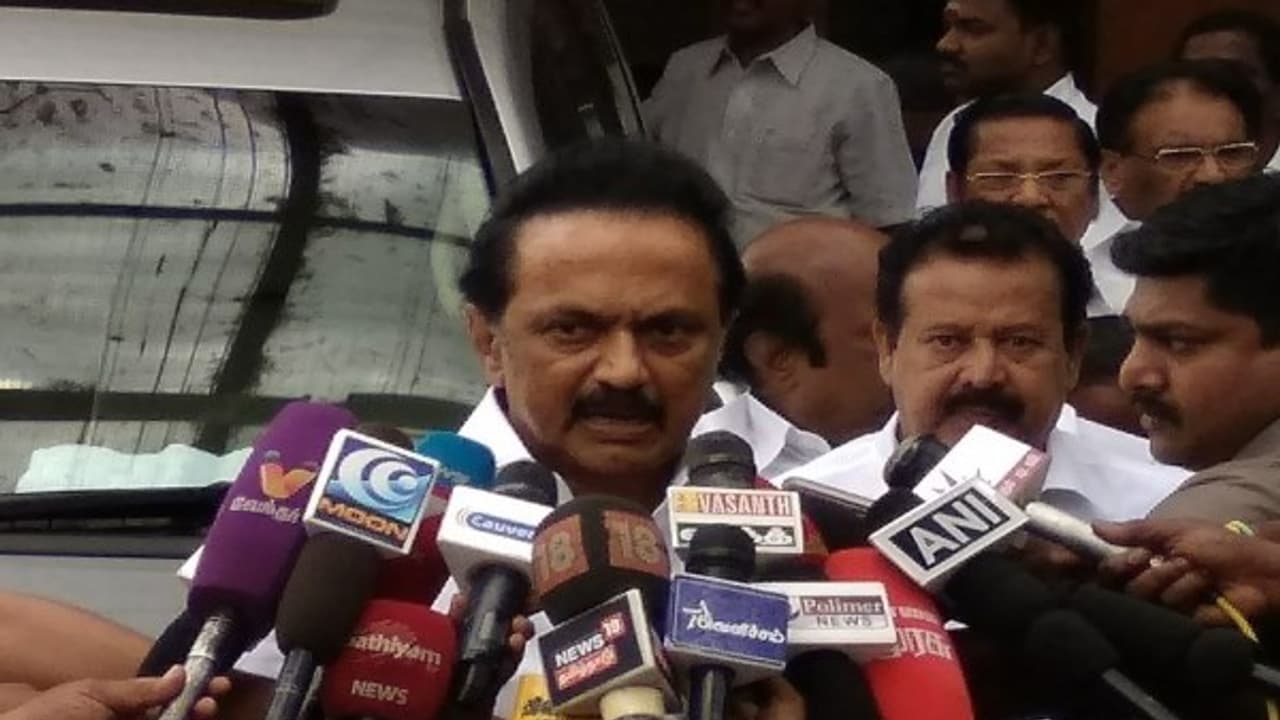 ஆட்சி அமைக்க வாழ்த்துகள்... அப்படியே எங்களுக்கு சேரவேண்டிய தண்ணிய திறந்து விடுங்கள்... ஸ்டாலின் ஆட்சி அமைக்க வாழ்த்துகள்... அப்படியே எங்களுக்கு சேரவேண்டிய தண்ணிய திறந்து விடுங்கள்... ஸ்டாலின்