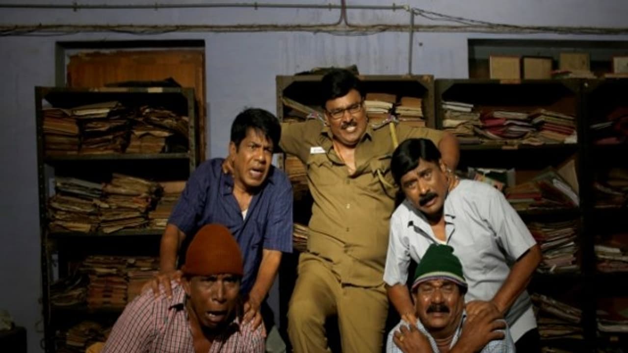 ஒரே படத்தில் ஆறு இயக்குநர்கள் முக்கிய கதாபாத்திரத்தில் நடிக்குறாங்க. அப்படி என்ன படம்? ஒரே படத்தில் ஆறு இயக்குநர்கள் முக்கிய கதாபாத்திரத்தில் நடிக்குறாங்க. அப்படி என்ன படம்?