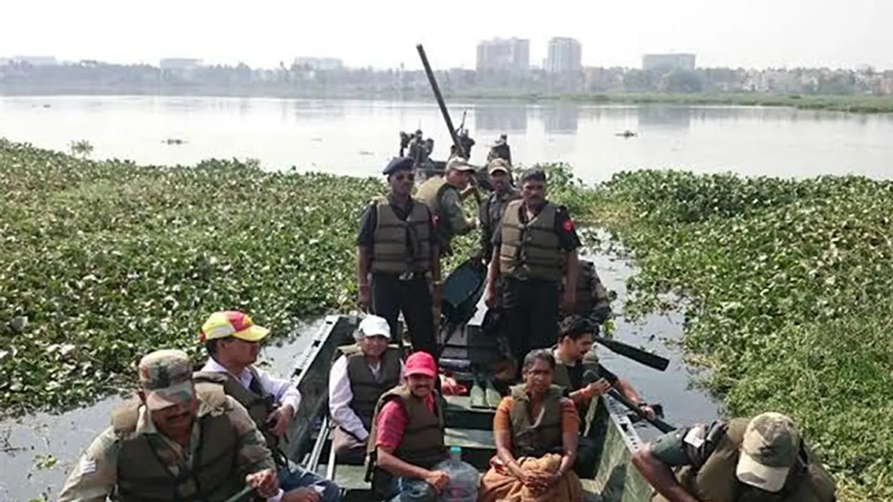 BBMP blames floods on encroachments, stay orders BBMP blames floods on encroachments, stay orders