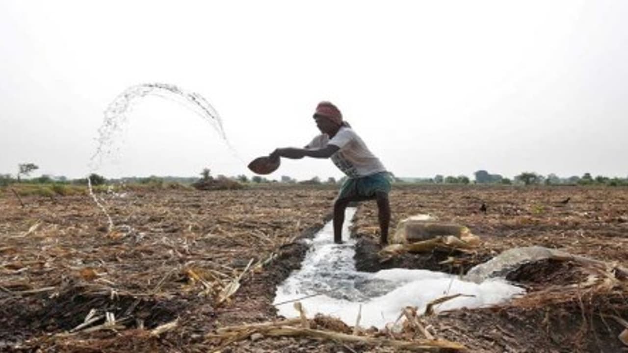 உ.பி, பஞ்சாபை தொடர்ந்து கர்நாடகாவும் விவசாய கடன் தள்ளுபடி கண்டு கொள்வாரா எடப்பாடி??? உ.பி, பஞ்சாபை தொடர்ந்து கர்நாடகாவும் விவசாய கடன் தள்ளுபடி கண்டு கொள்வாரா எடப்பாடி???