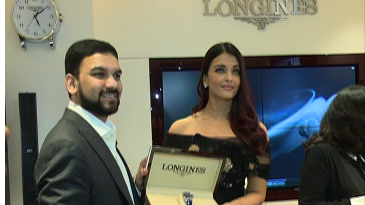 ಇಂದು ಬೆಂಗಳೂರಿಗೆ ಬಾಲಿವುಡ್ ಬೆಡಗಿ ಐಶ್ವರ್ಯ ರೈ ಭೇಟಿ ಇಂದು ಬೆಂಗಳೂರಿಗೆ ಬಾಲಿವುಡ್ ಬೆಡಗಿ ಐಶ್ವರ್ಯ ರೈ ಭೇಟಿ