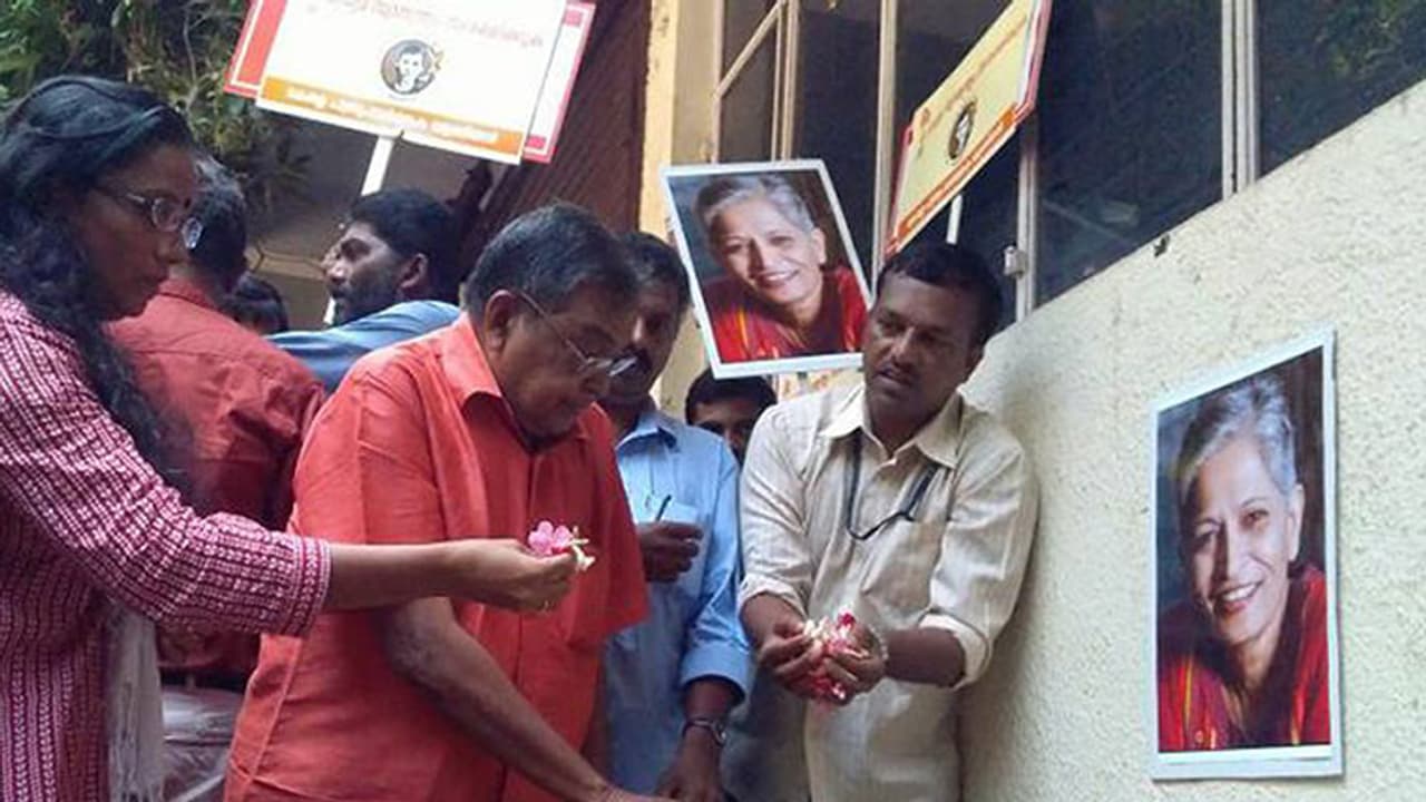 Gauri Lankesh murder: Kerala journalists take out protest march, demand justice