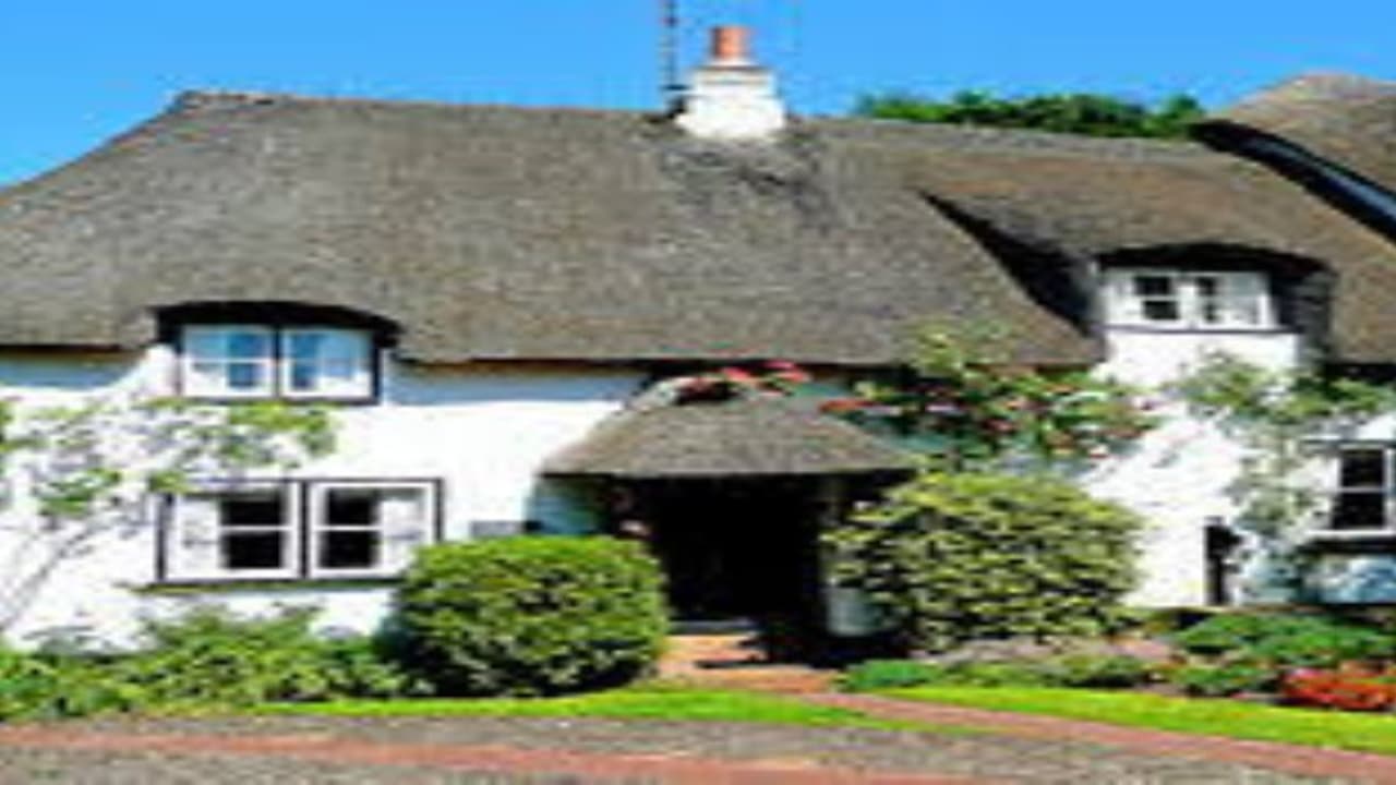 வீடுகளில் இவ்வளவு வகைகள் இருக்கா? இதை வாசித்தால் ஆச்சரியம் அடைவீர்கள்… வீடுகளில் இவ்வளவு வகைகள் இருக்கா? இதை வாசித்தால் ஆச்சரியம் அடைவீர்கள்…