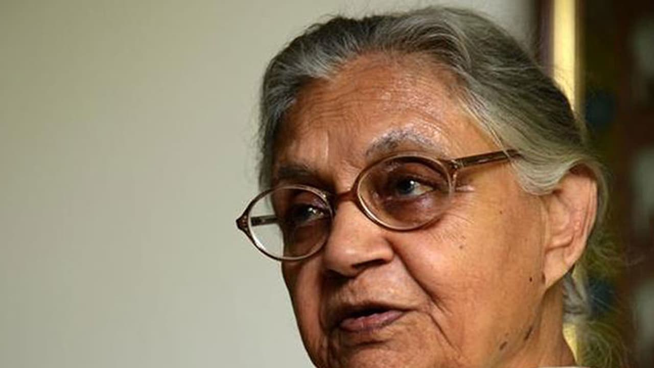 ವಾಟರ್ ಟ್ಯಾಂಕ್ ಹಗರಣ ಆರೋಪವನ್ನು ತಳ್ಳಿ ಹಾಕಿದ ಶೀಲಾ ದೀಕ್ಷಿತ್ ವಾಟರ್ ಟ್ಯಾಂಕ್ ಹಗರಣ ಆರೋಪವನ್ನು ತಳ್ಳಿ ಹಾಕಿದ ಶೀಲಾ ದೀಕ್ಷಿತ್