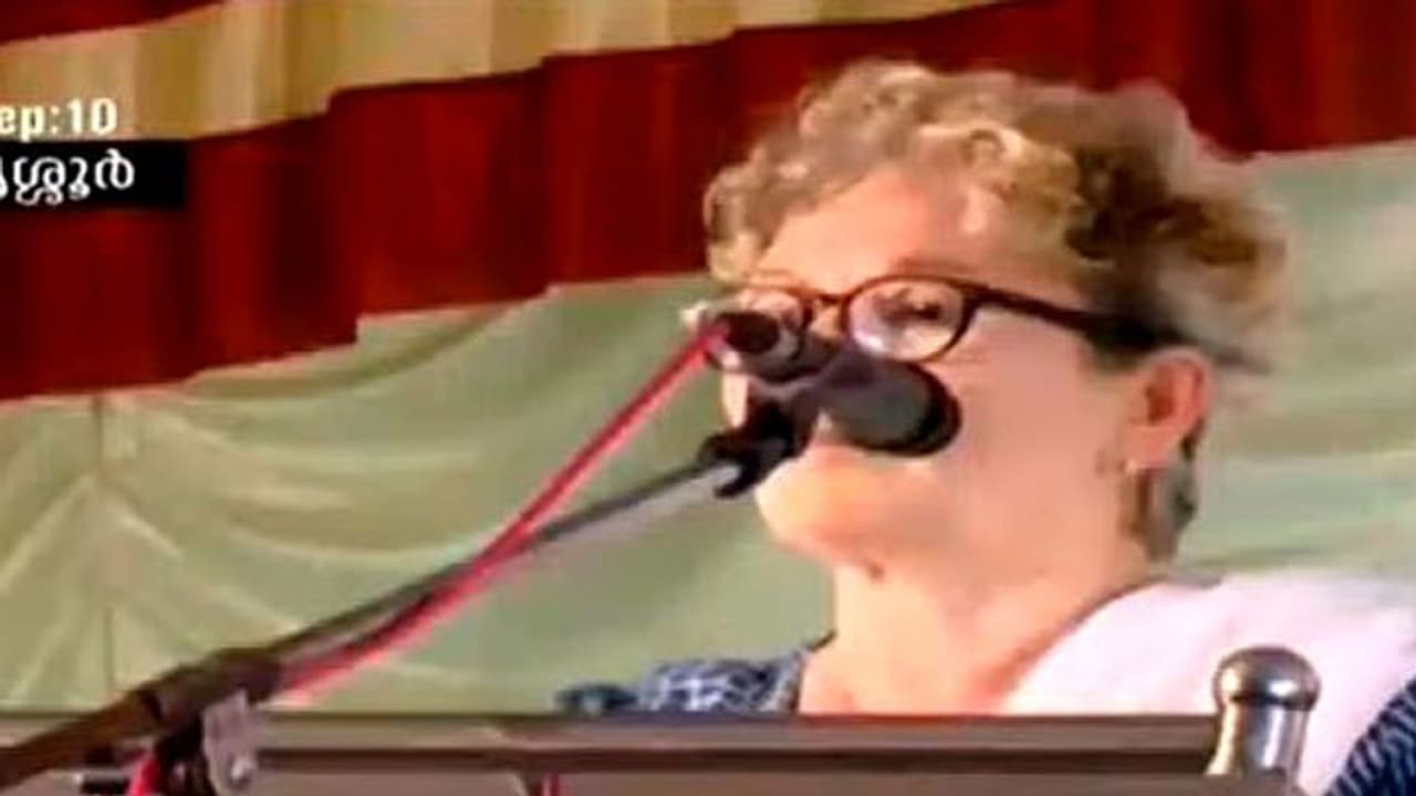 കമലാസുരയ്യയുടെ ഓര്മ്മയില് നീര്മാതളത്തണലില് വനിതാ എഴുത്തുകാരുടെ സംഗമം കമലാസുരയ്യയുടെ ഓര്മ്മയില് നീര്മാതളത്തണലില് വനിതാ എഴുത്തുകാരുടെ സംഗമം