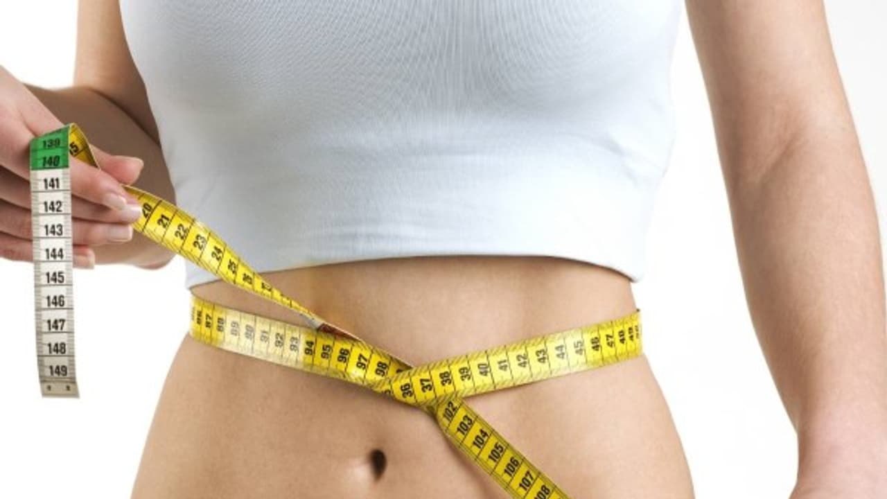 உடலில் இருக்கும் கொழுப்புகளை மிக விரைவில் கரைக்க இந்த பானத்தை அருந்துங்கள்... உடலில் இருக்கும் கொழுப்புகளை மிக விரைவில் கரைக்க இந்த பானத்தை அருந்துங்கள்...