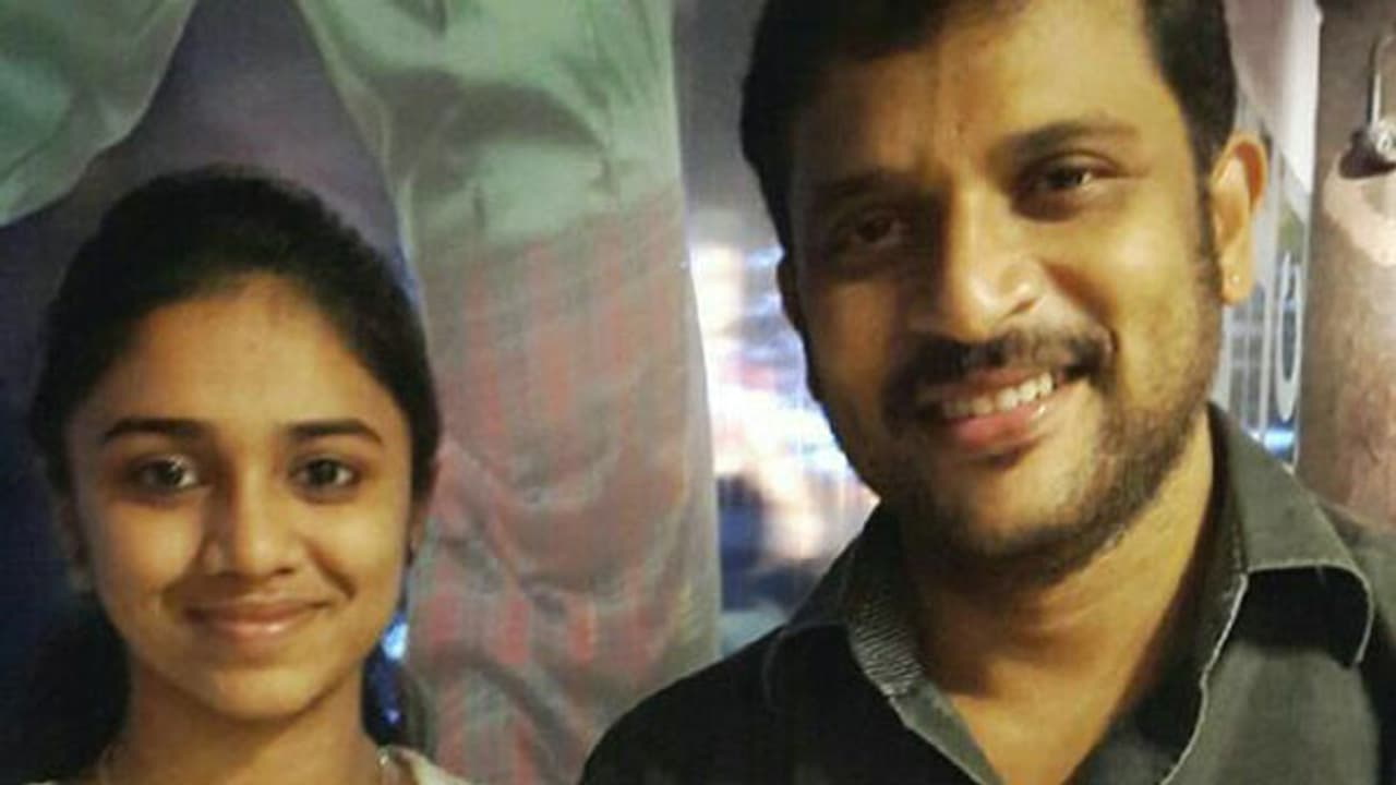 ദിലീപിന്റെ മകള്ക്കൊപ്പം; തിരുത്തലുകള് വരുത്തിയിട്ടും കൂട്ടിക്കലിന് വിമര്ശനം ദിലീപിന്റെ മകള്ക്കൊപ്പം; തിരുത്തലുകള് വരുത്തിയിട്ടും കൂട്ടിക്കലിന് വിമര്ശനം