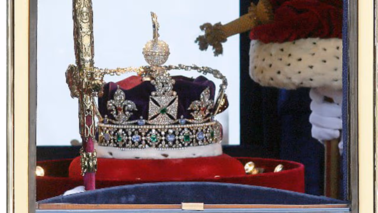 Centre mum on Kohinoor return Centre mum on Kohinoor return