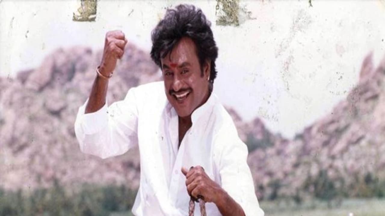 இன்விடேஷனில் புதுமை புகுத்திய ரசிகர்கள்! கர்நாடகாவில் கலைக்கட்டும் ரஜினி பிறந்தநாள்! இன்விடேஷனில் புதுமை புகுத்திய ரசிகர்கள்! கர்நாடகாவில் கலைக்கட்டும் ரஜினி பிறந்தநாள்!