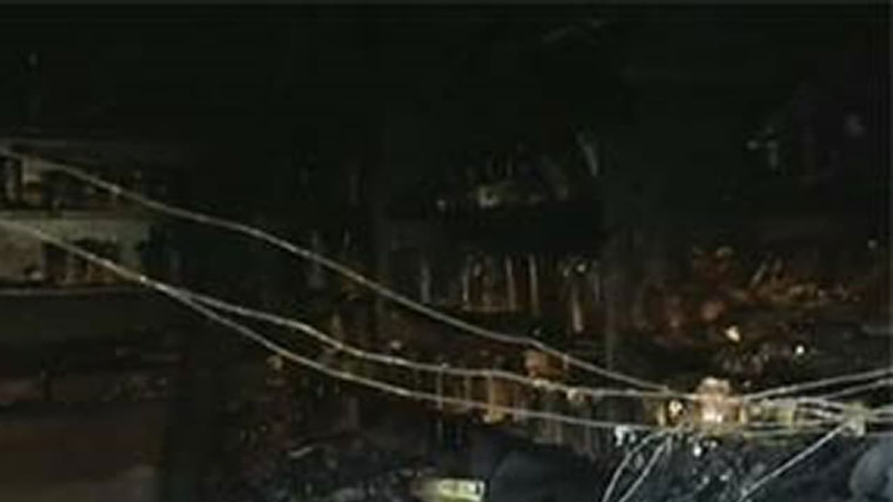 బెంగళూరు బార్ లో అగ్ని ప్రమాదం బెంగళూరు బార్ లో అగ్ని ప్రమాదం