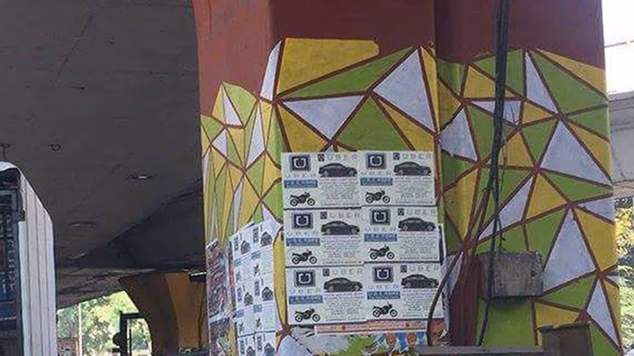 'Poster Mafia' costs Bengaluru ₹300 crore every year 'Poster Mafia' costs Bengaluru ₹300 crore every year