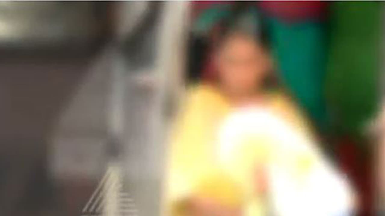 Online sex racket busted; 13 held Online sex racket busted; 13 held