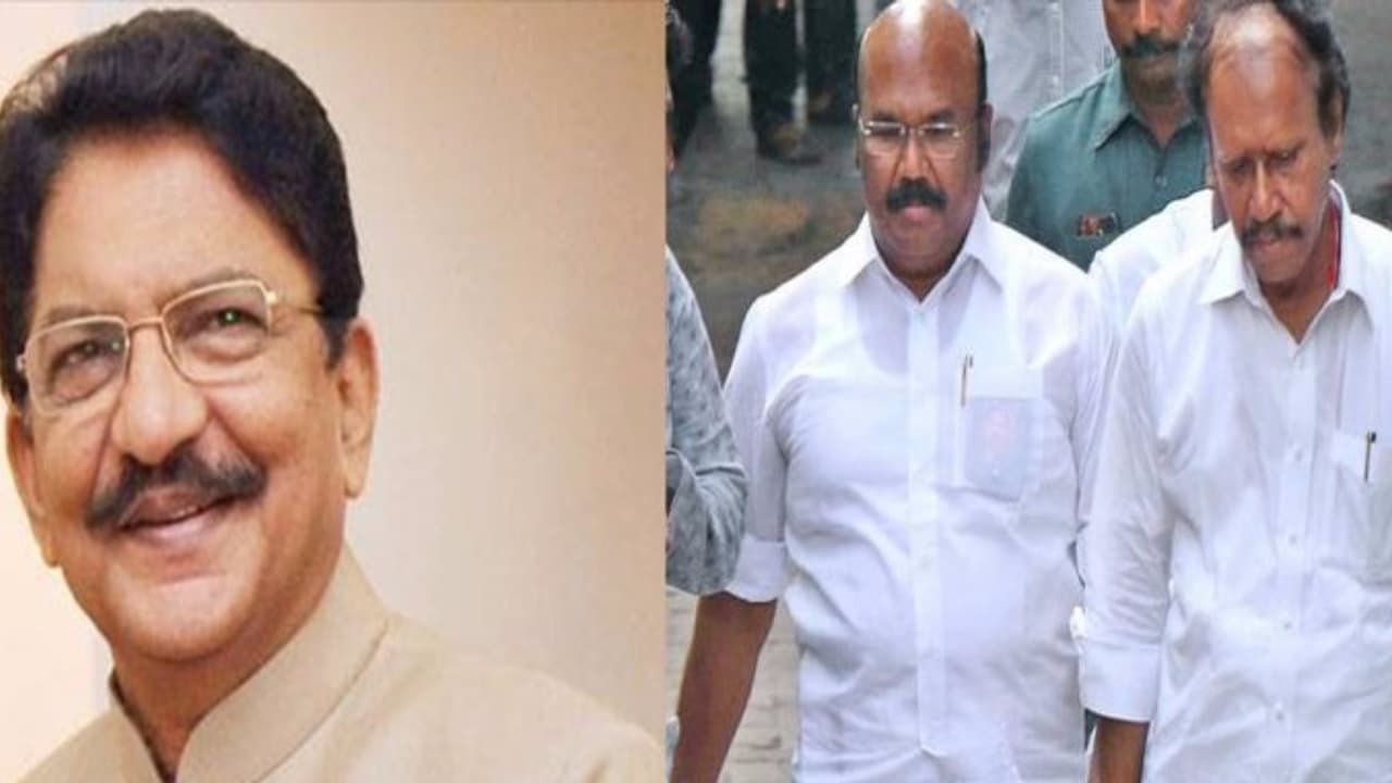 கவர்னருடன் தம்பிதுரை, ஜெயகுமார் திடீர் சந்திப்பு தமிழக அரசியலில் பரபரப்பு கவர்னருடன் தம்பிதுரை, ஜெயகுமார் திடீர் சந்திப்பு தமிழக அரசியலில் பரபரப்பு