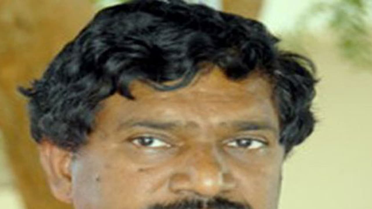 రాజయ్యకి షాక్.. పెల్లుబుక్కుతున్న అసమ్మతి రాజయ్యకి షాక్.. పెల్లుబుక్కుతున్న అసమ్మతి