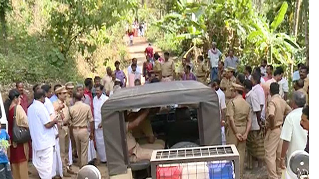 తెలంగాణ అటవీ ఉద్యోగులకు షాకింగ్ న్యూస్ తెలంగాణ అటవీ ఉద్యోగులకు షాకింగ్ న్యూస్