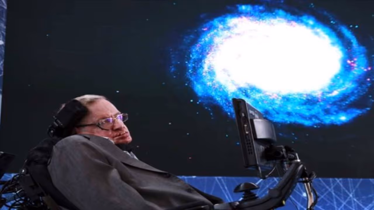 விண்வெளிக்கு பறக்கும் பிரபல விஞ்ஞானி... "கனவு நனவானது" விண்வெளிக்கு பறக்கும் பிரபல விஞ்ஞானி... "கனவு நனவானது"