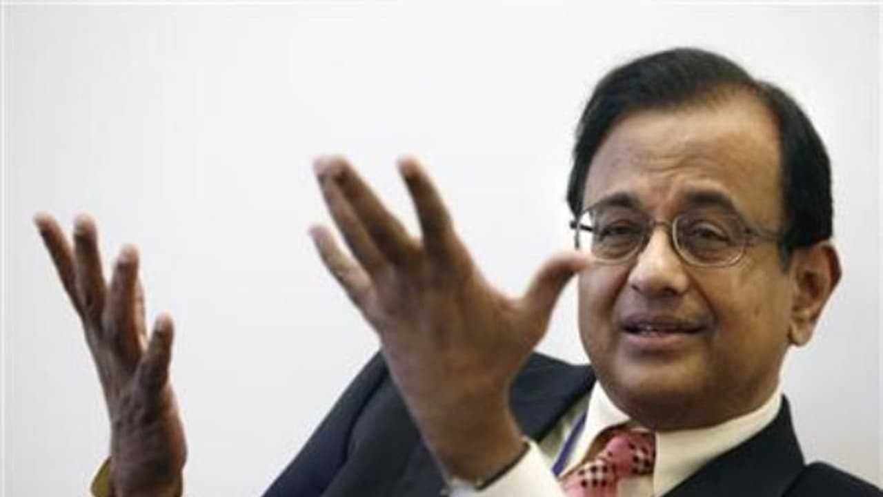 ರಫೆಲ್ ದಾಖಲೆ ಕದ್ದಿದ್ದ ಕಳ್ಳ ವಾಪಸ್ ಮಾಡಿರಬಹುದು: ಚಿದಂಬರಂ ವ್ಯಂಗ್ಯ! ರಫೆಲ್ ದಾಖಲೆ ಕದ್ದಿದ್ದ ಕಳ್ಳ ವಾಪಸ್ ಮಾಡಿರಬಹುದು: ಚಿದಂಬರಂ ವ್ಯಂಗ್ಯ!