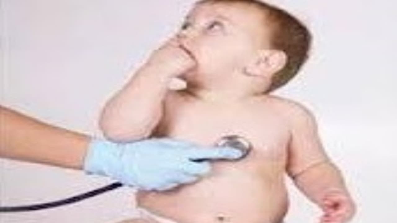 குழந்தைக்கு நோய் எதிர்ப்புச் சக்தி குறைவாக இருக்கிறதா? இதோ அதற்கான தீர்வு… குழந்தைக்கு நோய் எதிர்ப்புச் சக்தி குறைவாக இருக்கிறதா? இதோ அதற்கான தீர்வு…