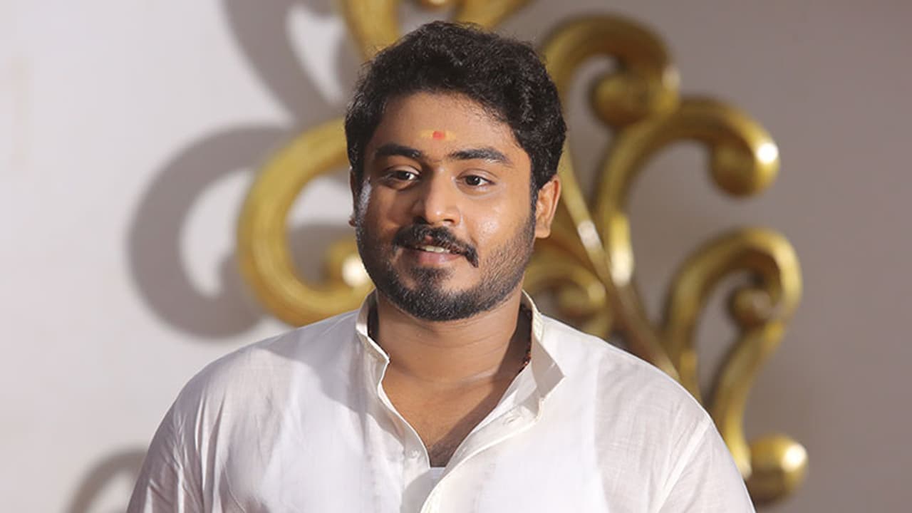 മാസ്റ്റർ പീസിന്റെ മാസ് തിളക്കത്തിൽ ഗോകുൽ സുരേഷ്