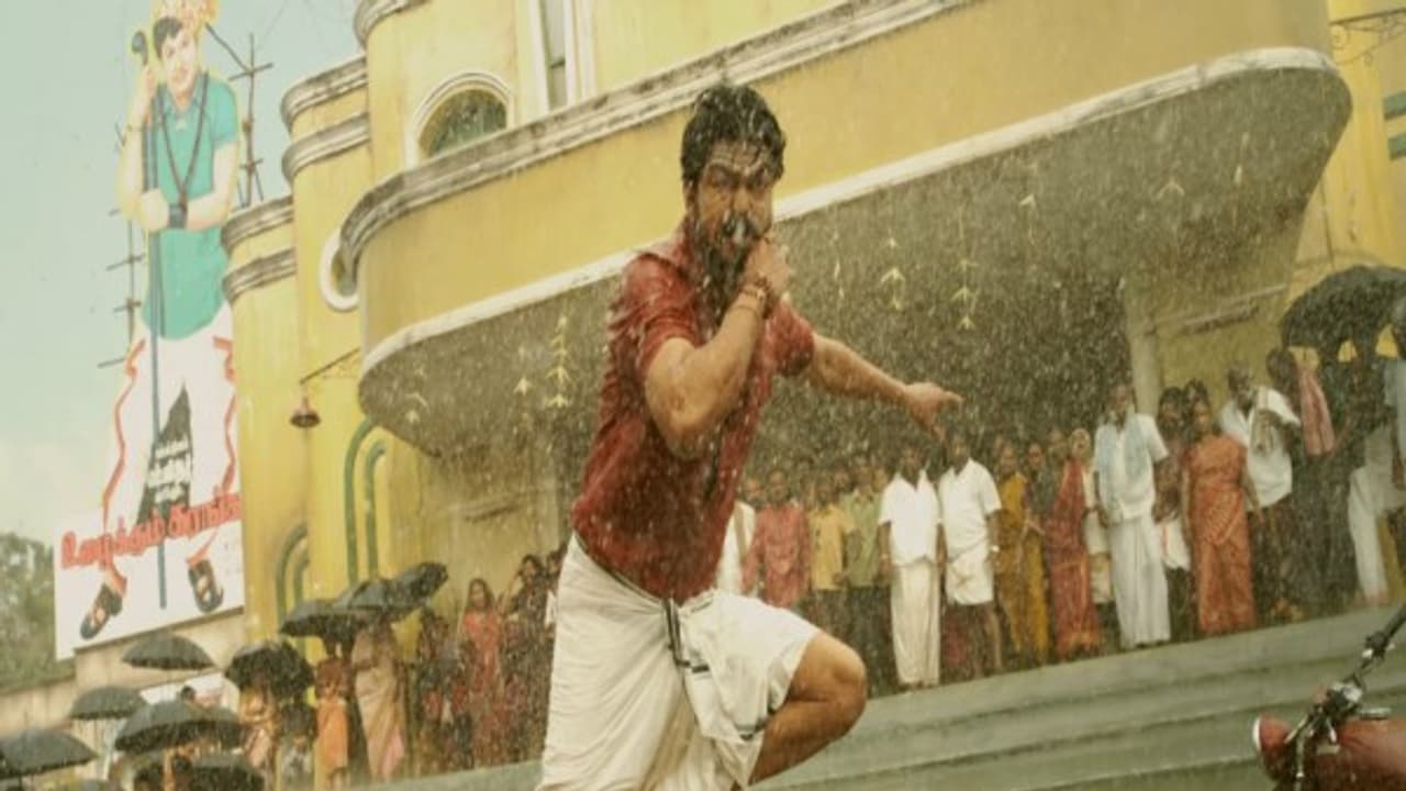 தமிழகத்தில் வெளியாகுமா தளபதி படம்? மெர்சலுக்கு வந்த மெகா சிக்கல்! சோகத்தில் ரசிகர்கள்... தமிழகத்தில் வெளியாகுமா தளபதி படம்? மெர்சலுக்கு வந்த மெகா சிக்கல்! சோகத்தில் ரசிகர்கள்...