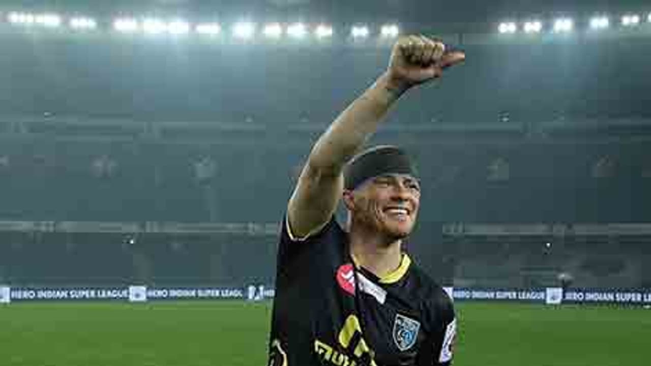 ഹ്യൂമേട്ടന് ബൂട്ടഴിച്ചു; കളി മതിയാക്കിയത് കേരള ബ്ലാസ്റ്റേഴ്സിന്റെ ആദ്യ കൊമ്പന് ഹ്യൂമേട്ടന് ബൂട്ടഴിച്ചു; കളി മതിയാക്കിയത് കേരള ബ്ലാസ്റ്റേഴ്സിന്റെ ആദ്യ കൊമ്പന്