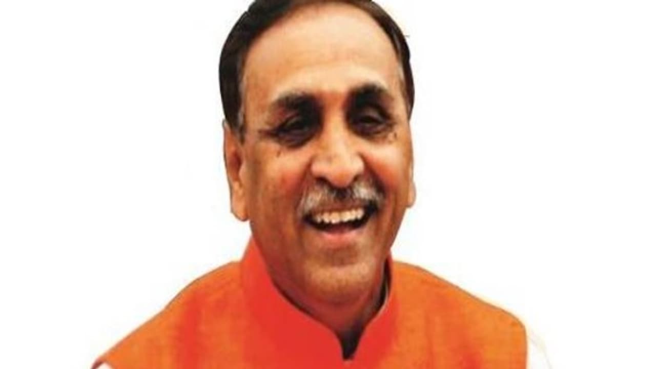 ஒரு வழியாக... மோடி முதல் முதலில் வென்ற தொகுதியில் குஜராத் முதல்வர் விஜய் ரூபானி வெற்றி! ஒரு வழியாக... மோடி முதல் முதலில் வென்ற தொகுதியில் குஜராத் முதல்வர் விஜய் ரூபானி வெற்றி!