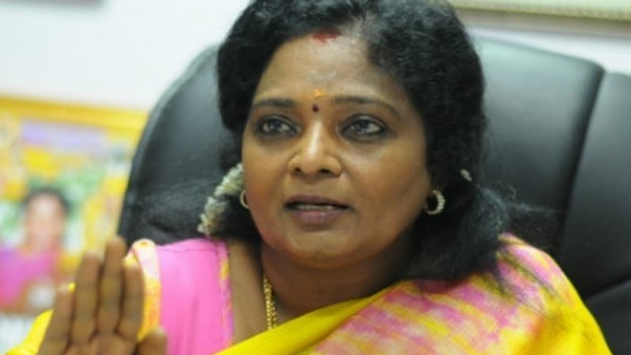 தமிழர்கள் சுகாதாரத்தோடு வாழவே மோடி எய்ம்ஸ் மருத்துவமனையை கொண்டுவந்தாராம் தமிழிசை சொல்றாங்க... தமிழர்கள் சுகாதாரத்தோடு வாழவே மோடி எய்ம்ஸ் மருத்துவமனையை கொண்டுவந்தாராம் தமிழிசை சொல்றாங்க...