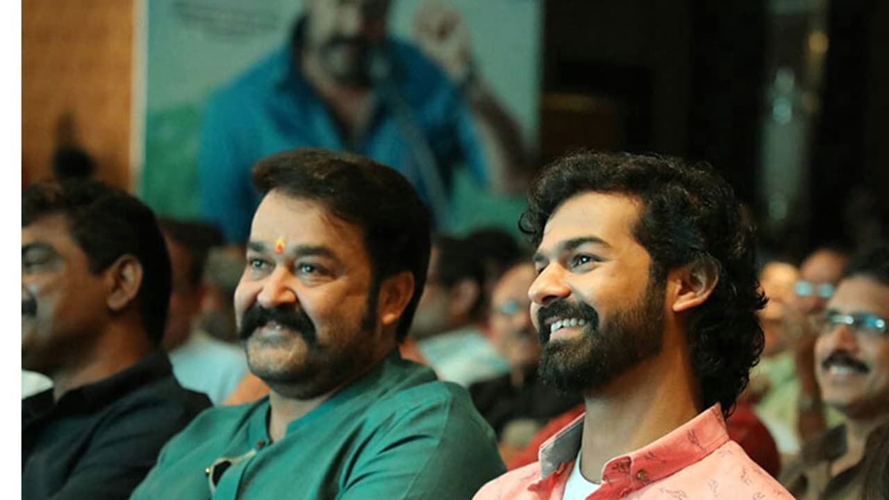 മോഹന്ലാലിന്റെയും പ്രണവിന്റെയും സിനിമകള് ഒരുമിച്ചെത്തിയാല് ആദ്യം ഏത് കാണും? സുചിത്രയുടെ മറുപടി മോഹന്ലാലിന്റെയും പ്രണവിന്റെയും സിനിമകള് ഒരുമിച്ചെത്തിയാല് ആദ്യം ഏത് കാണും? സുചിത്രയുടെ മറുപടി