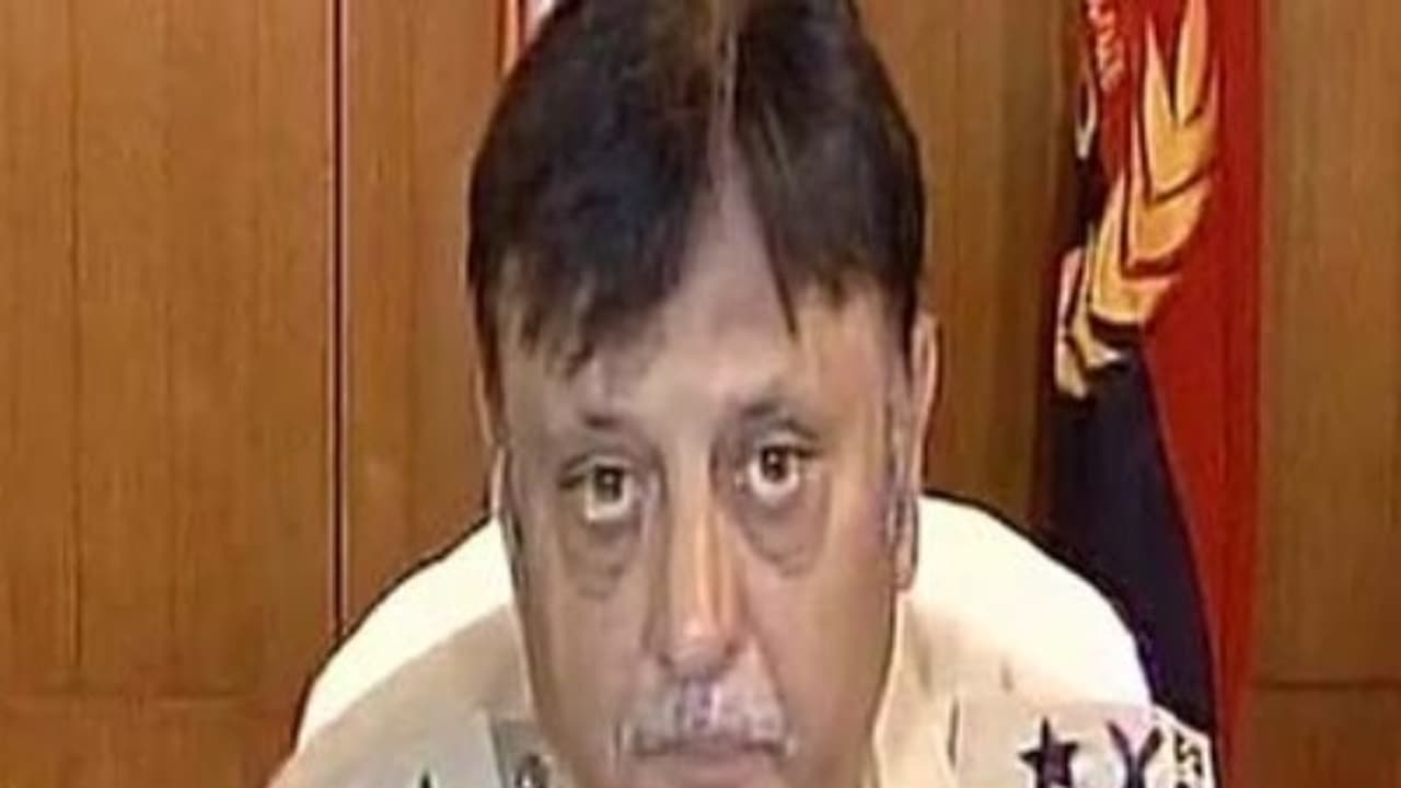 அமர்நாத் தாக்குதலில் 7 பேர் பலி… 3 முக்கிய குற்றவாளிகள் கைது... அமர்நாத் தாக்குதலில் 7 பேர் பலி… 3 முக்கிய குற்றவாளிகள் கைது...